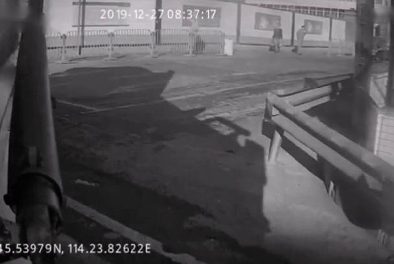 渣土车盲区辅助刹车系统